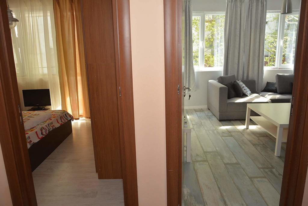 Ivet Apartment Varna Exterior photo